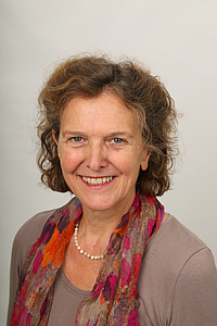 Mag.a Geneviève Hess
